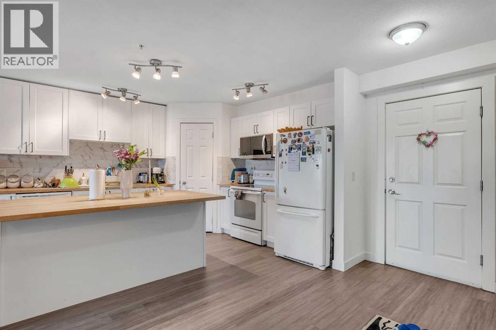 302, 1724 26 Avenue SW