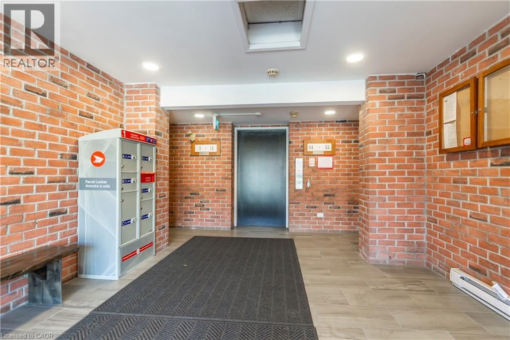 136 CONWAY Drive Unit# 3