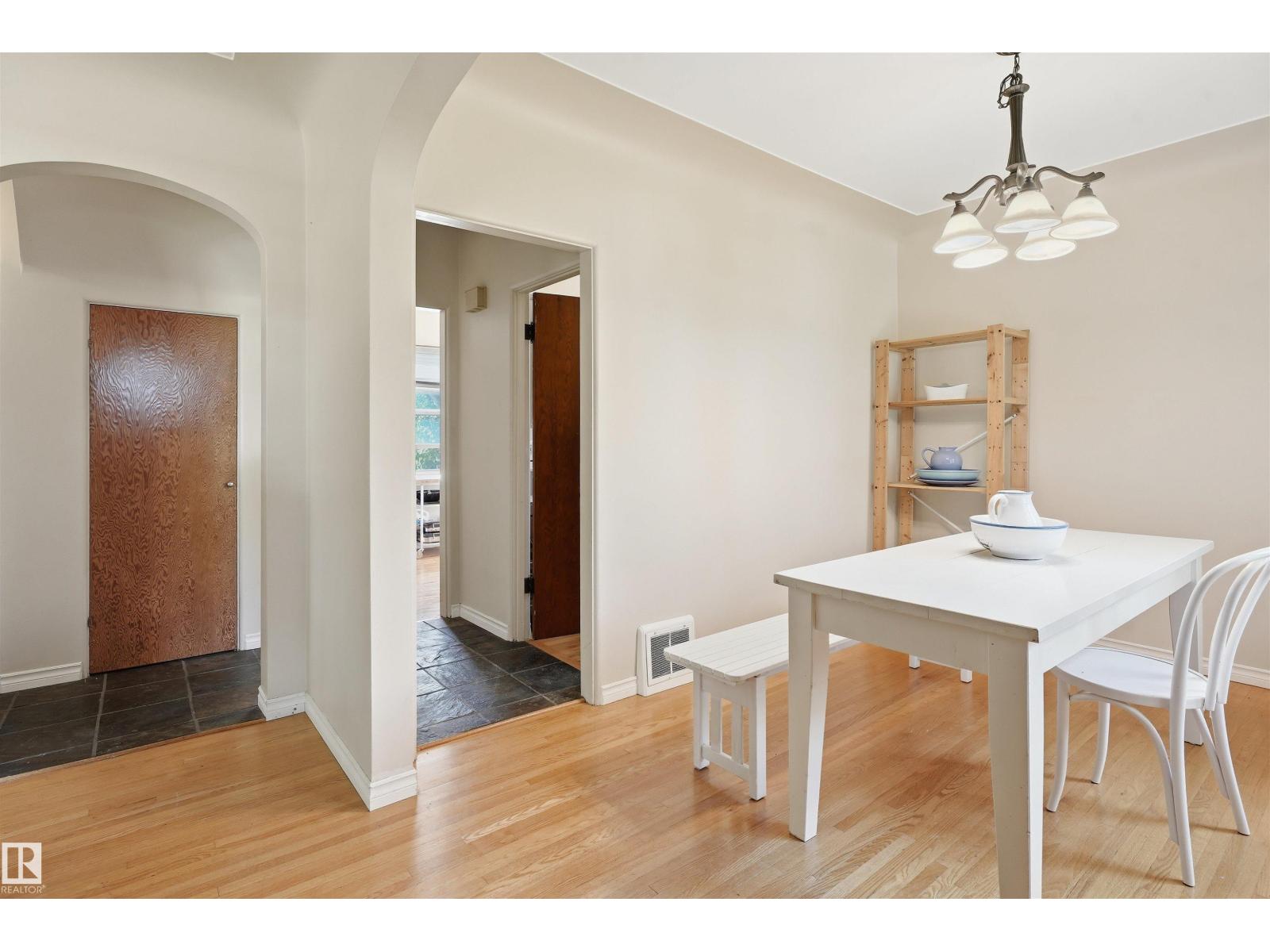 11334 104 ST NW