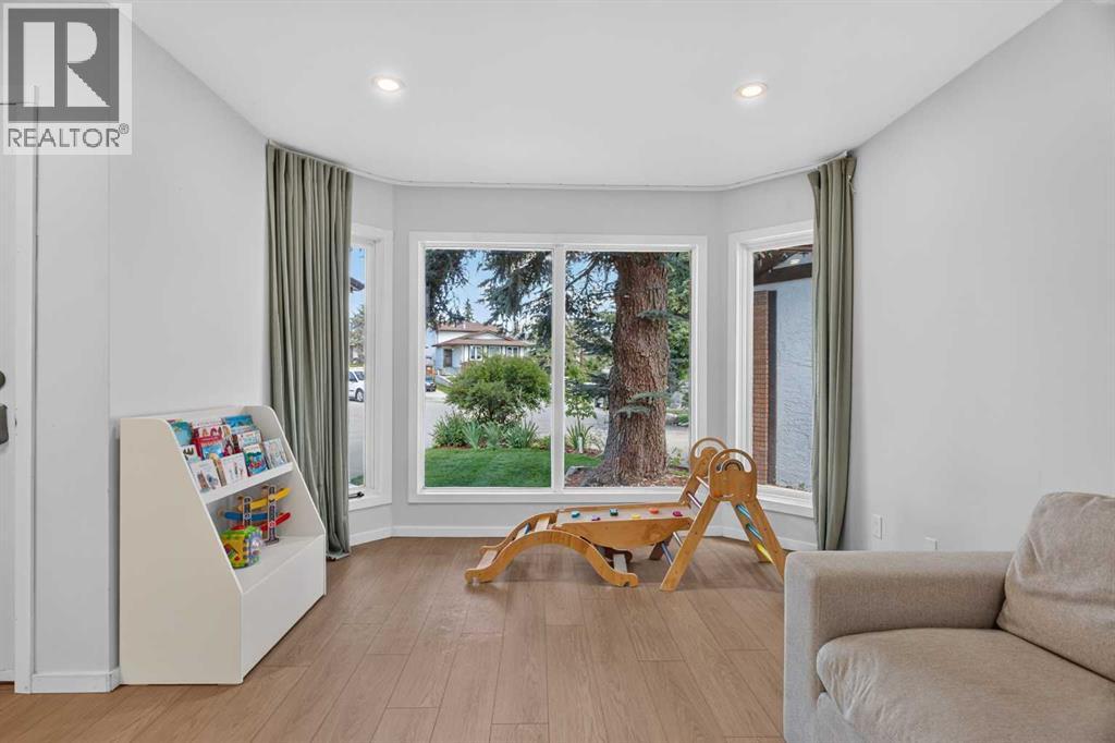 51 Millbank Court SW