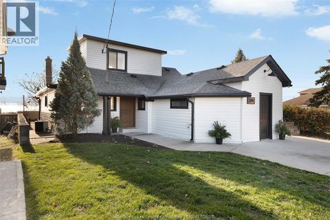 1349 HERITAGE ROAD Kingsville ON N9Y2E6