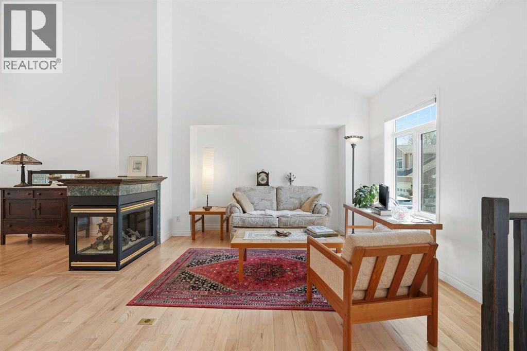 18 Varsity Estates Park NW