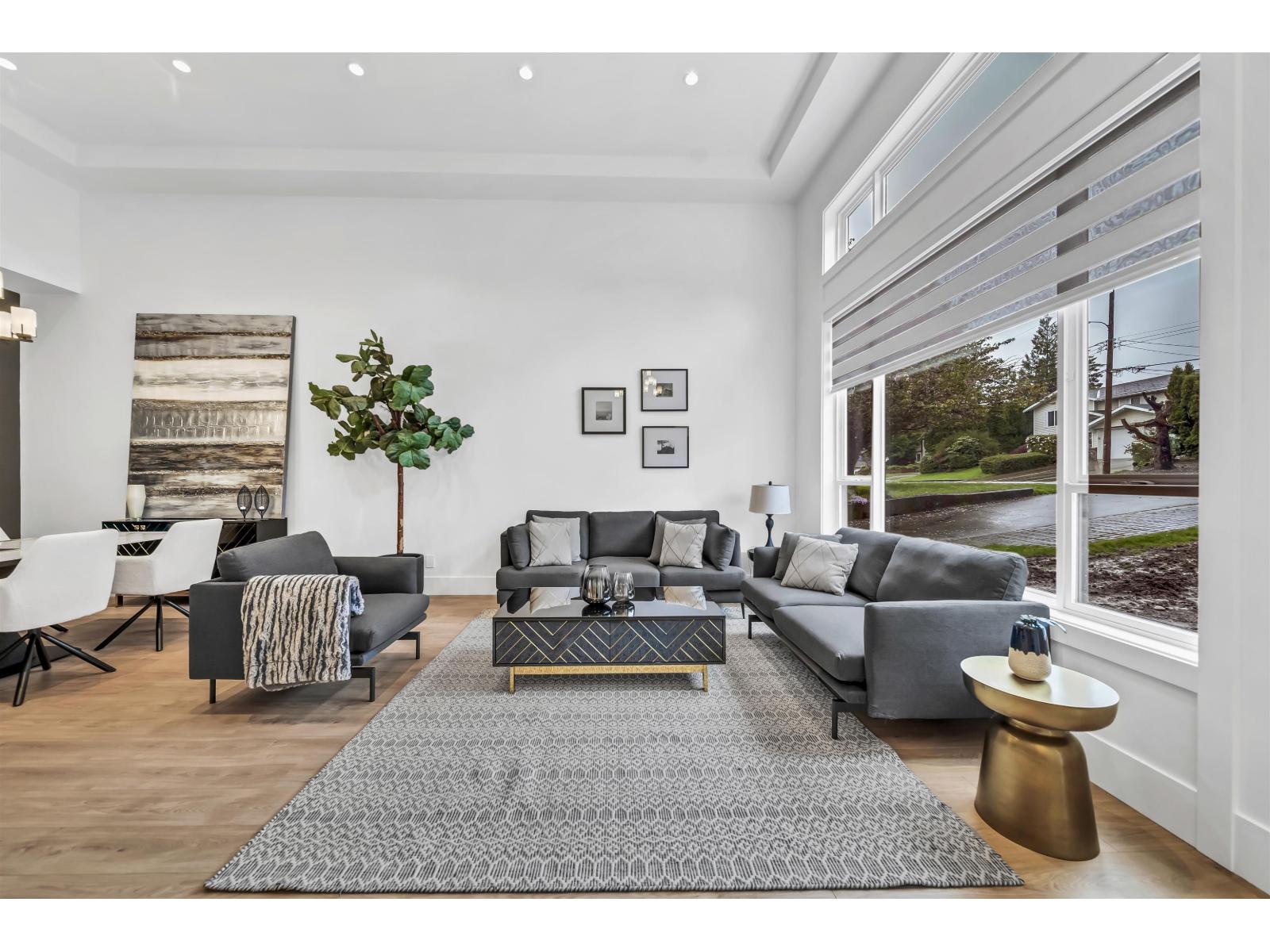 2699 VALEMONT CRESCENT