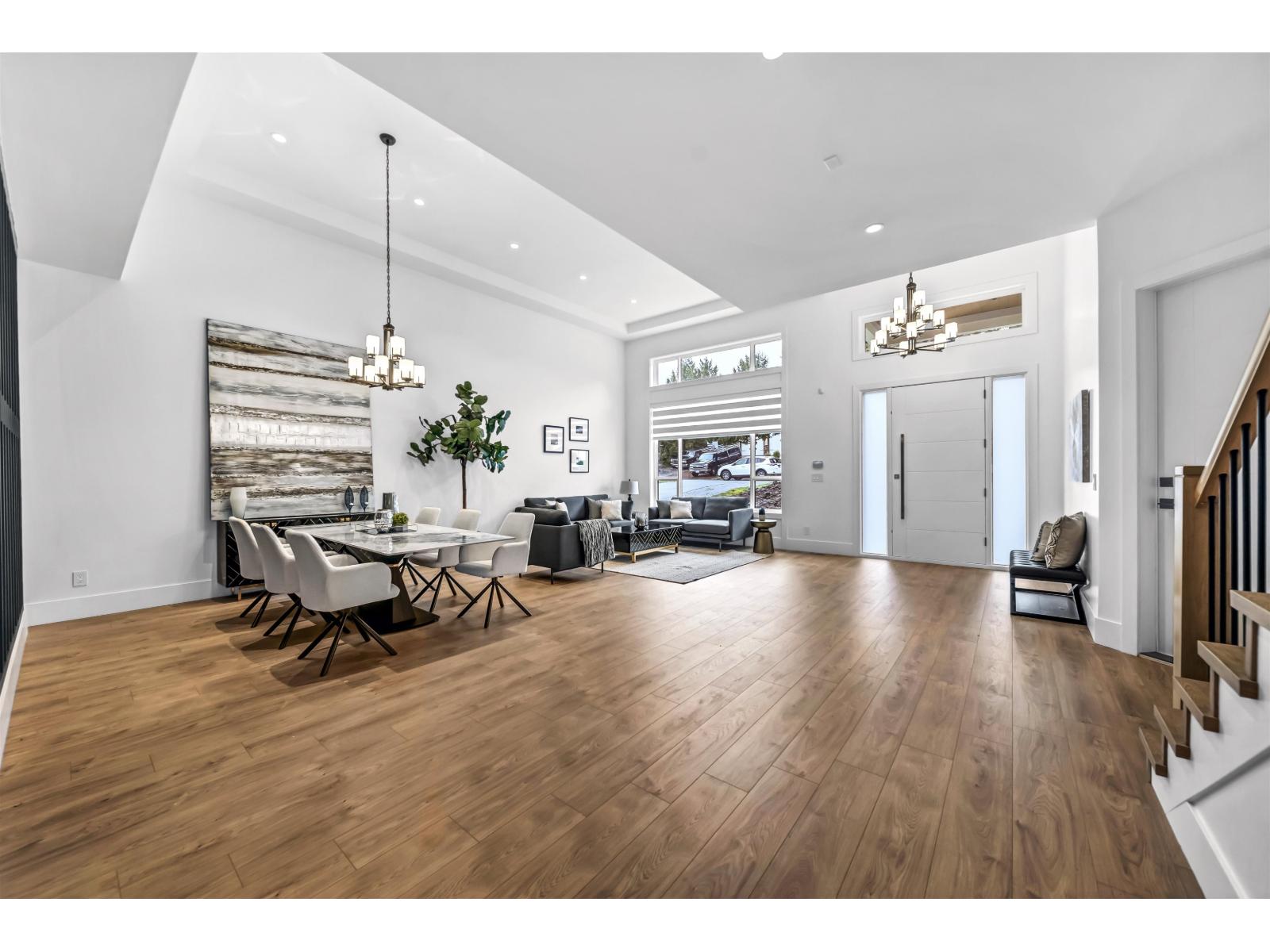 2699 VALEMONT CRESCENT