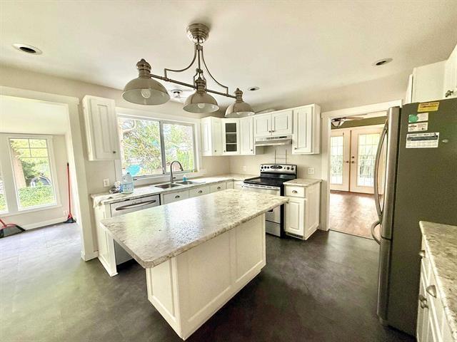 2062 PRIMROSE STREET