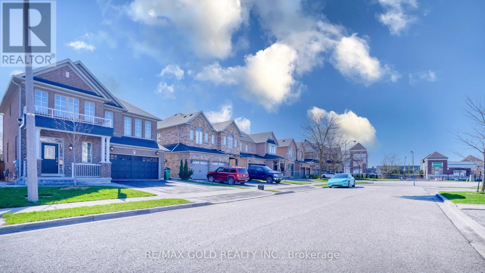 28 PRADA COURT