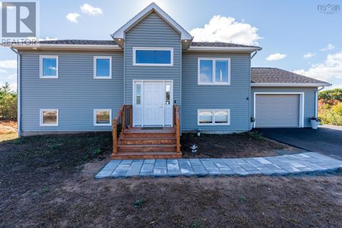 4 Acorn Lane Kingston NS B0P1R0