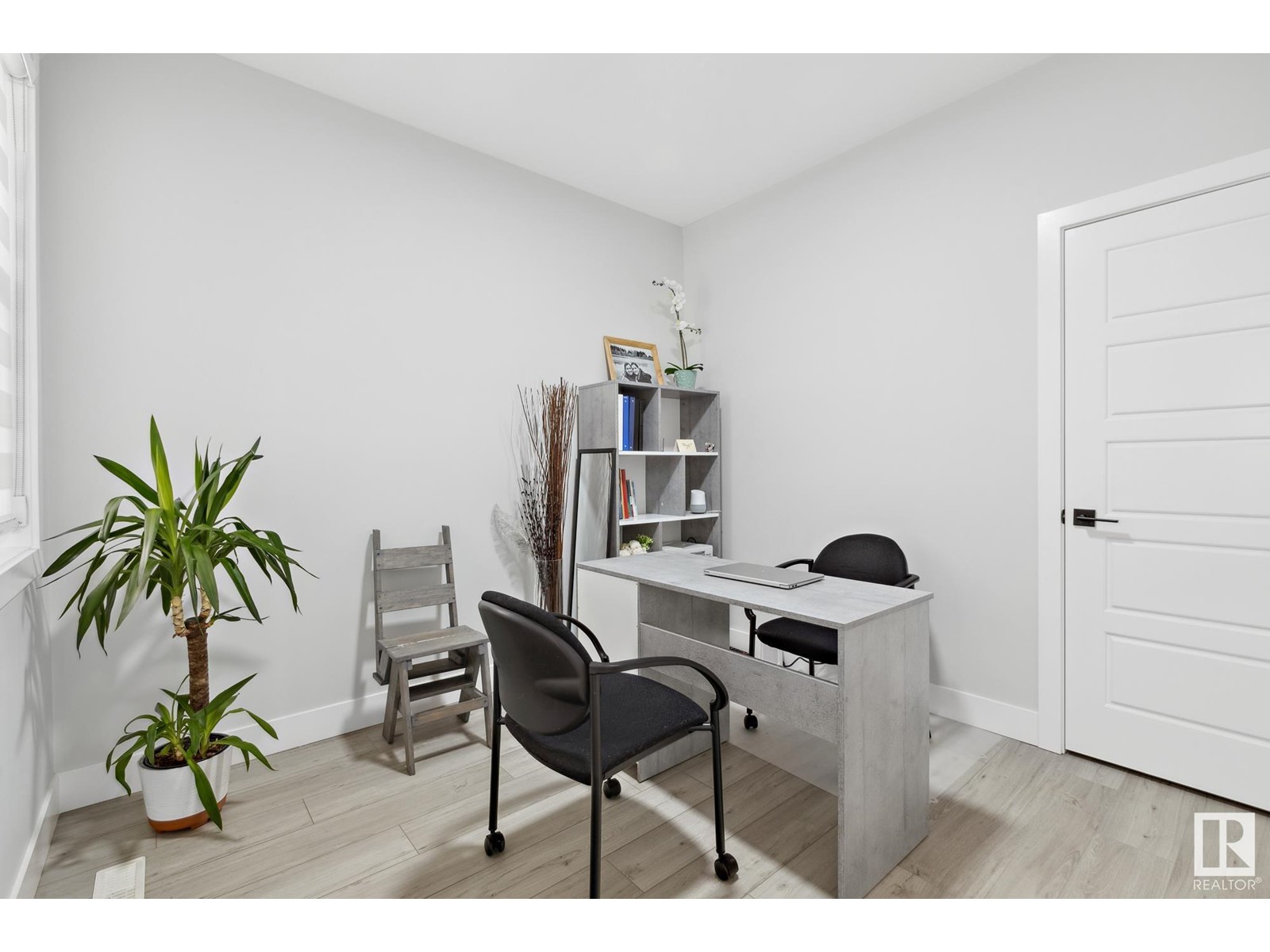 18204 94 ST NW