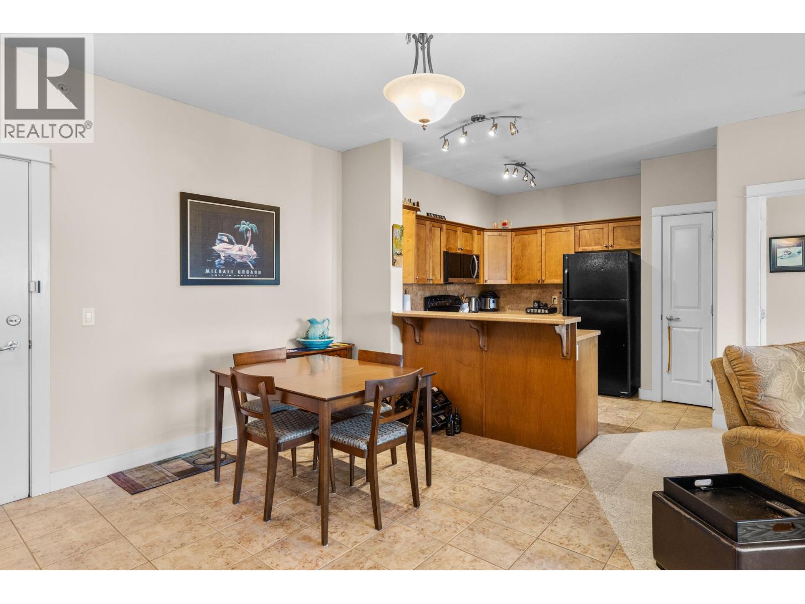 2551 Shoreline Drive Unit# 408