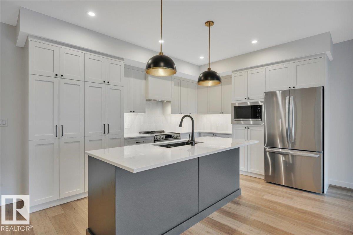 #322 7459 MAY COMMON NW NW