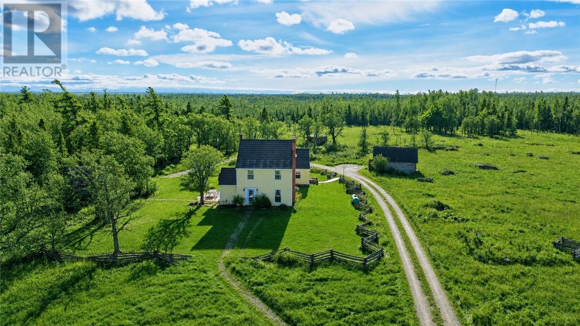 Photo 1 of 89 — 73 Hideaway Road, Kagawong, Manitoulin Island, ON P0P1J0