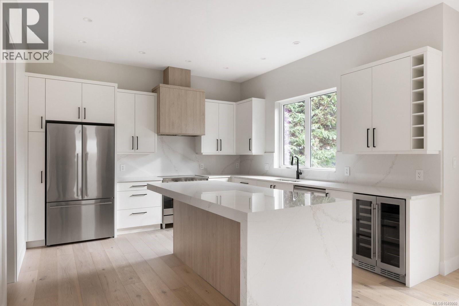 2295 Adela Pl