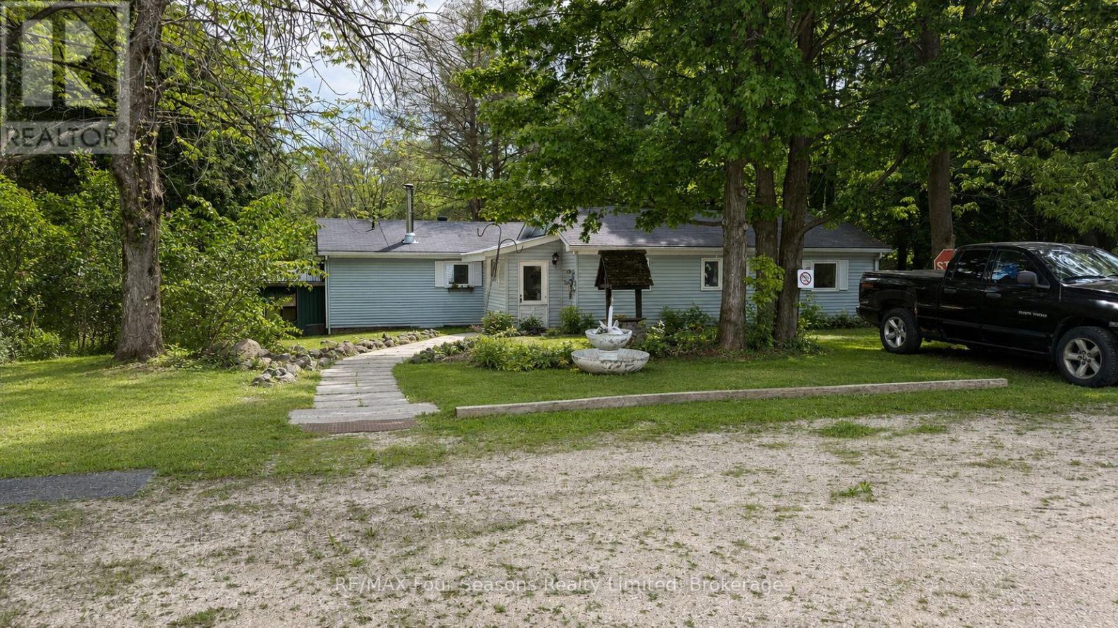 194543 SIDEROAD 30NDR SIDE ROAD N