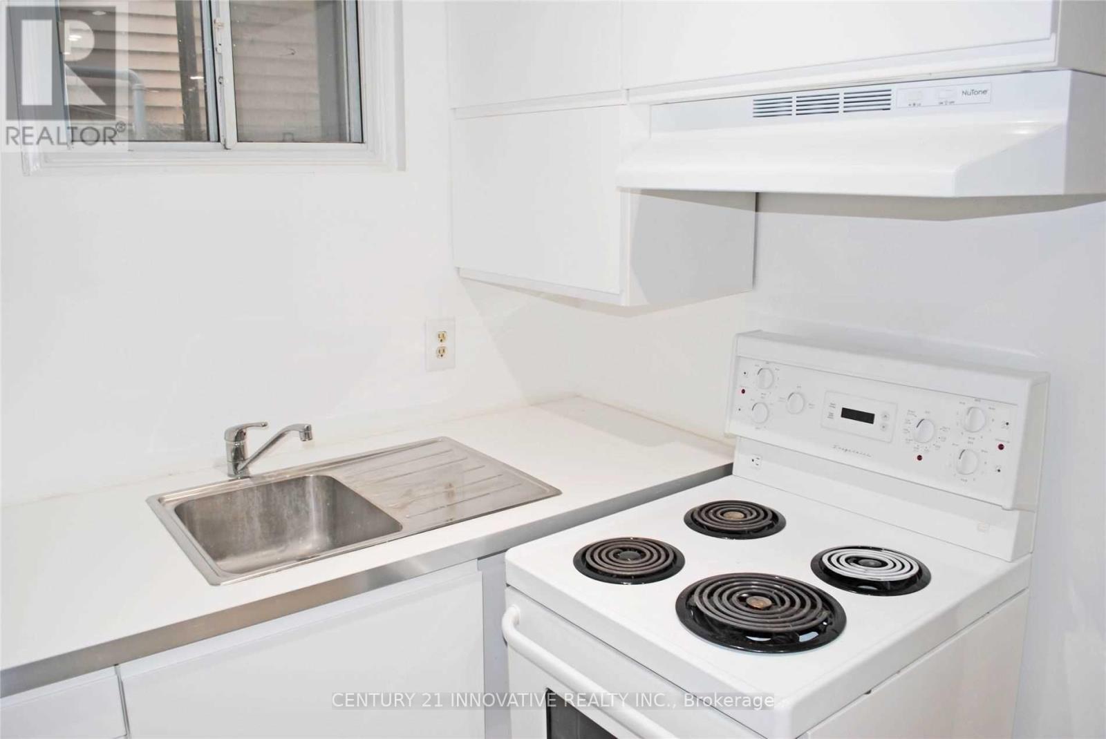 BSMT - 42 ST DUNSTAN DRIVE