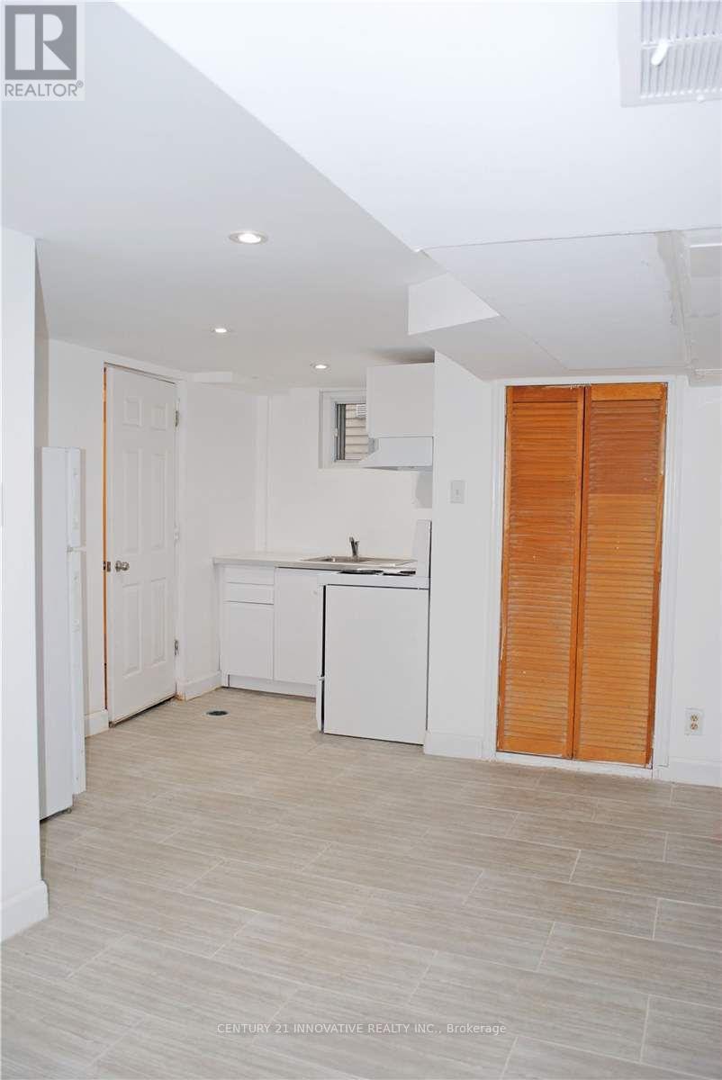 BSMT - 42 ST DUNSTAN DRIVE