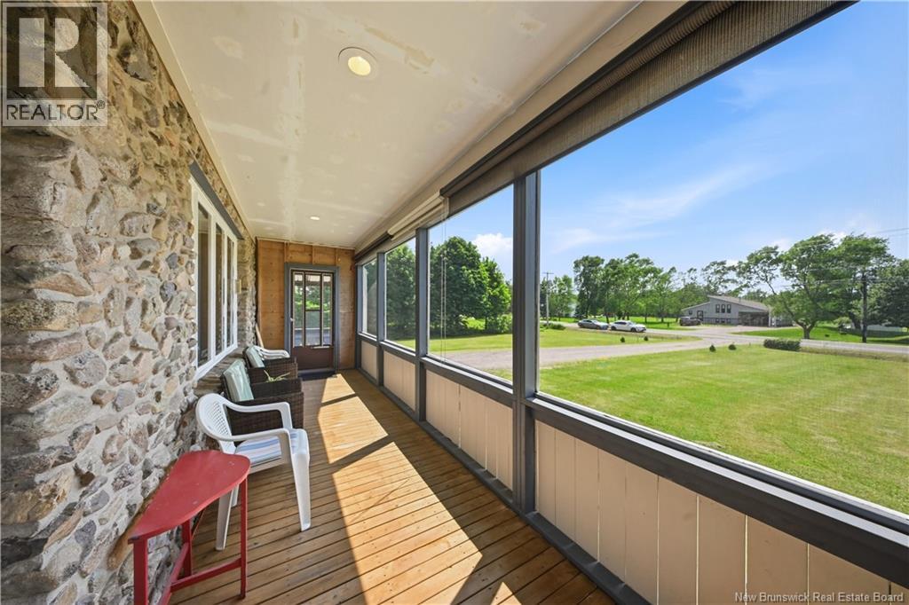 283 Robichaud - Photo 3