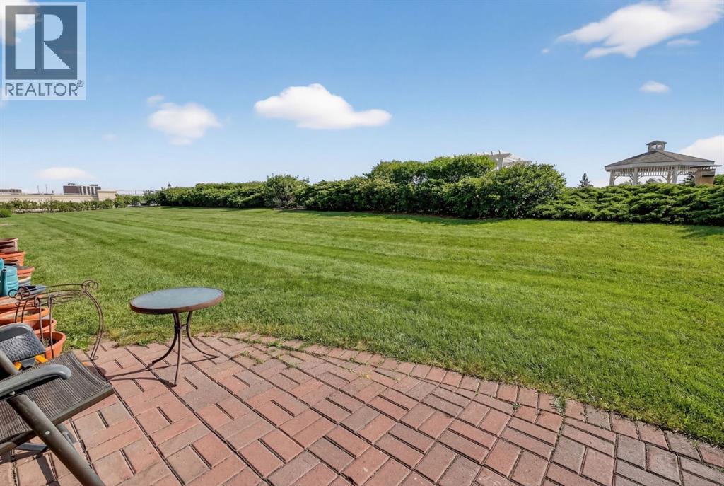 110, 1718 14 Avenue NW