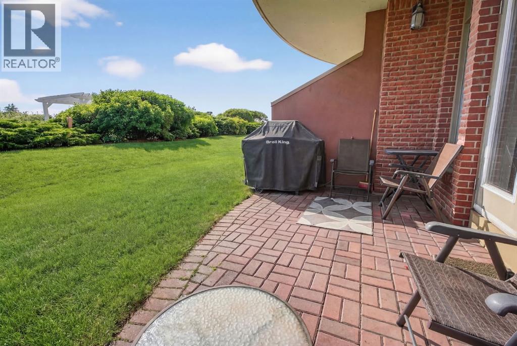 110, 1718 14 Avenue NW