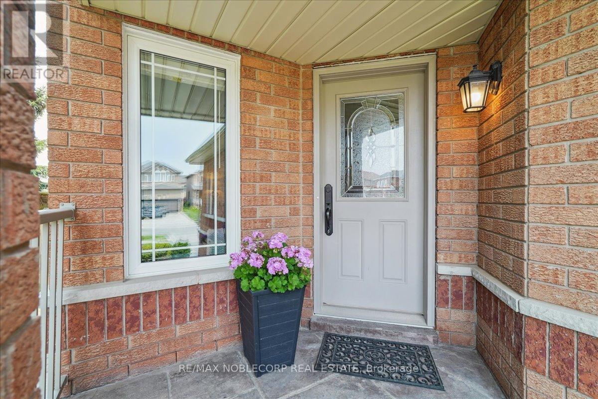 121 ISAAC MURRAY AVENUE