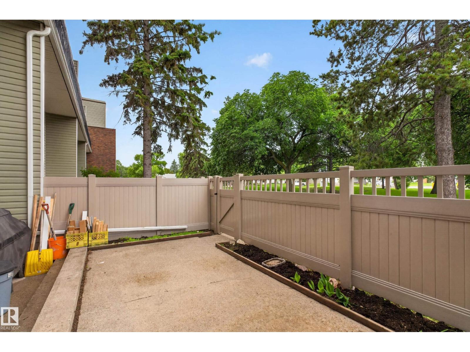 #103 7805 159 ST NW