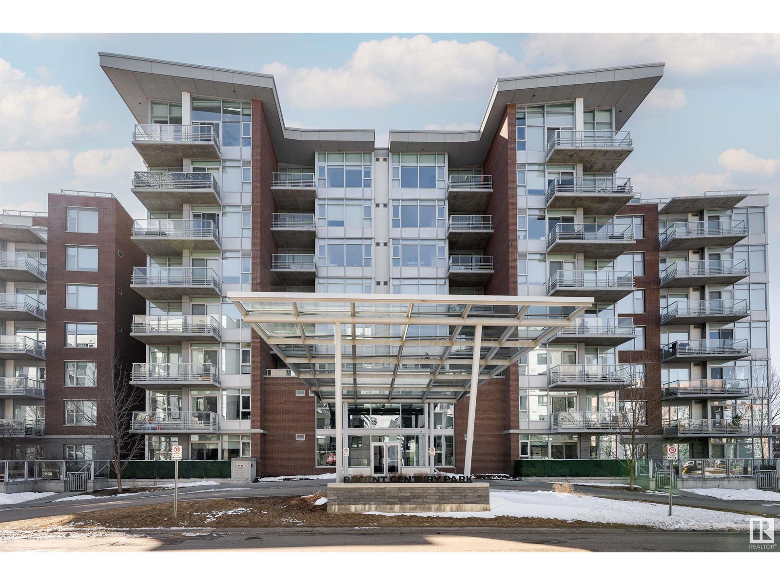 #806 2612 109 ST NW