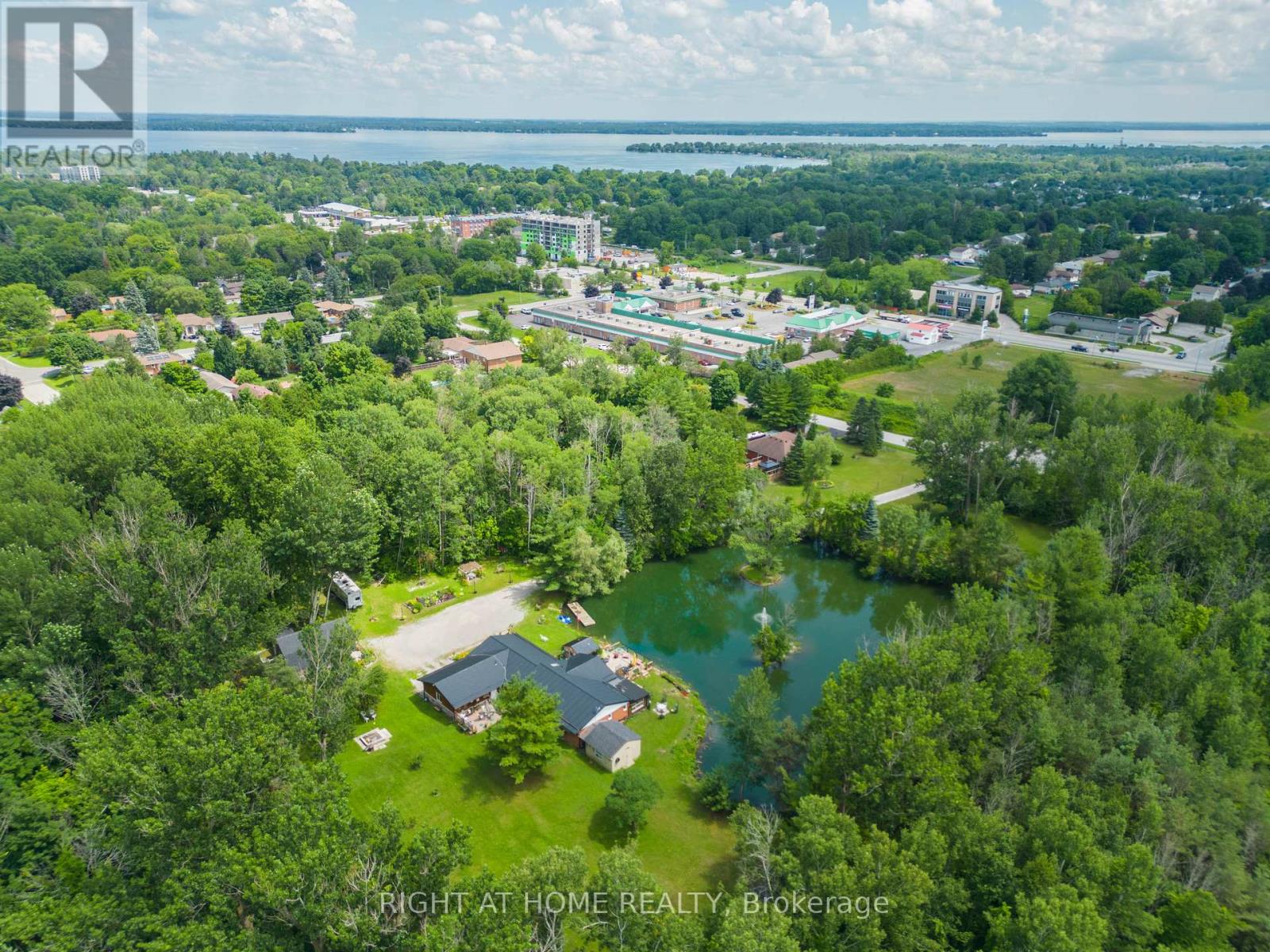 1114 GOSHEN ROAD E