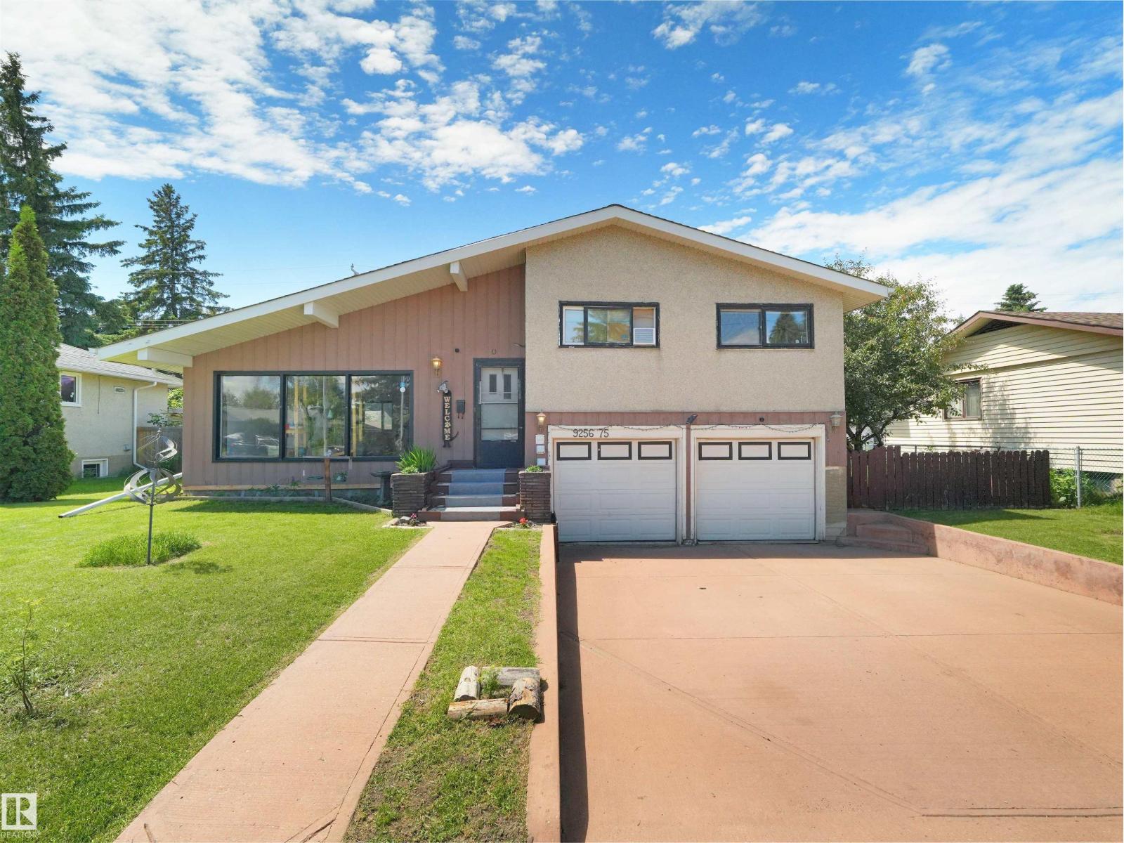 9256 75 ST NW