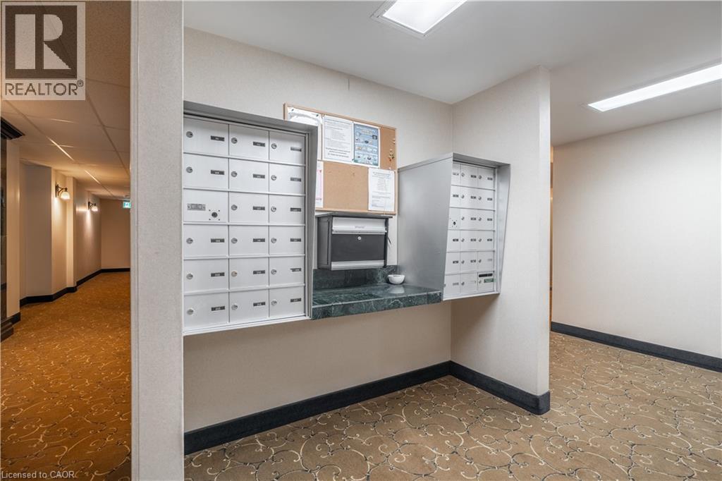 970 GOLF LINKS Road Unit# 306