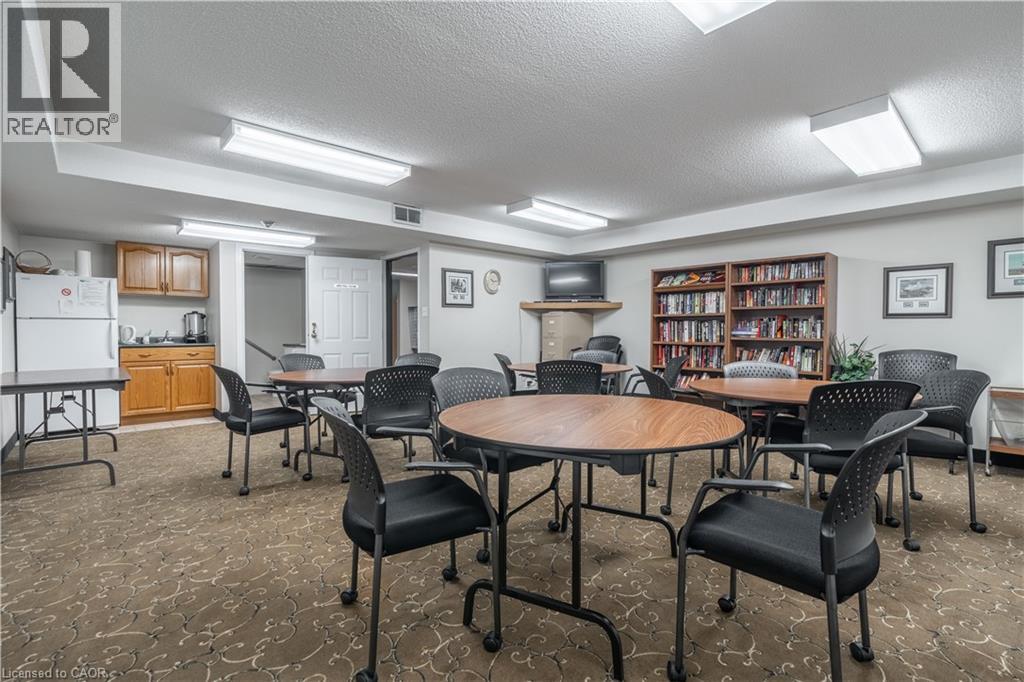 970 GOLF LINKS Road Unit# 306