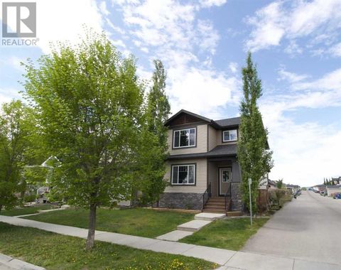 2 Willow Drive Cochrane AB T4C0W2