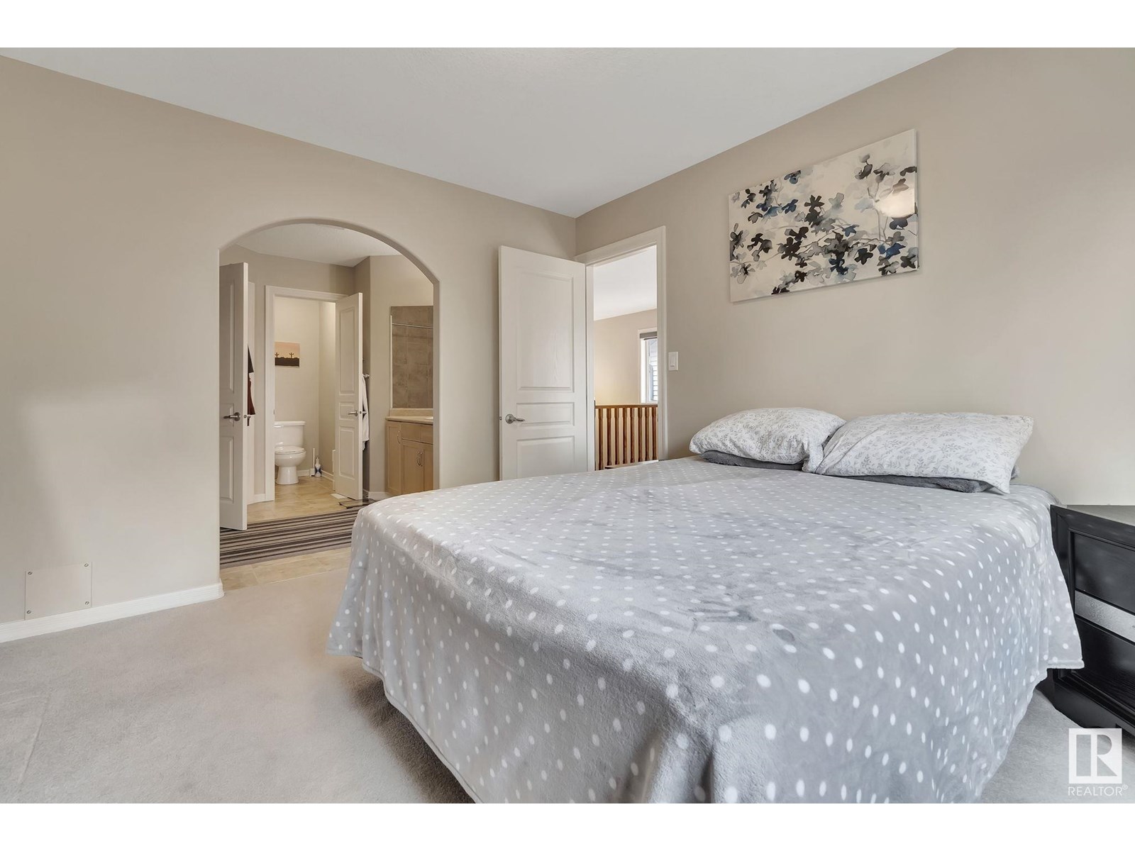 6948 19A AV SW