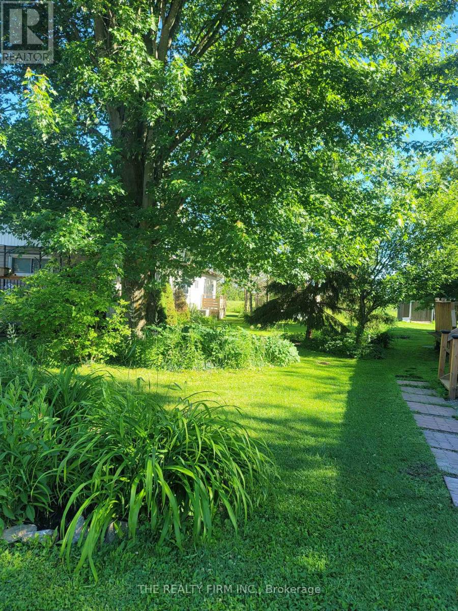 18 - 75049 HENSALL ROAD