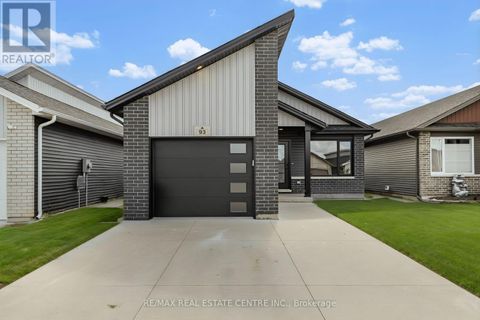 93 MOONSTONE CRESCENT Chatham-Kent ON N7M0S2