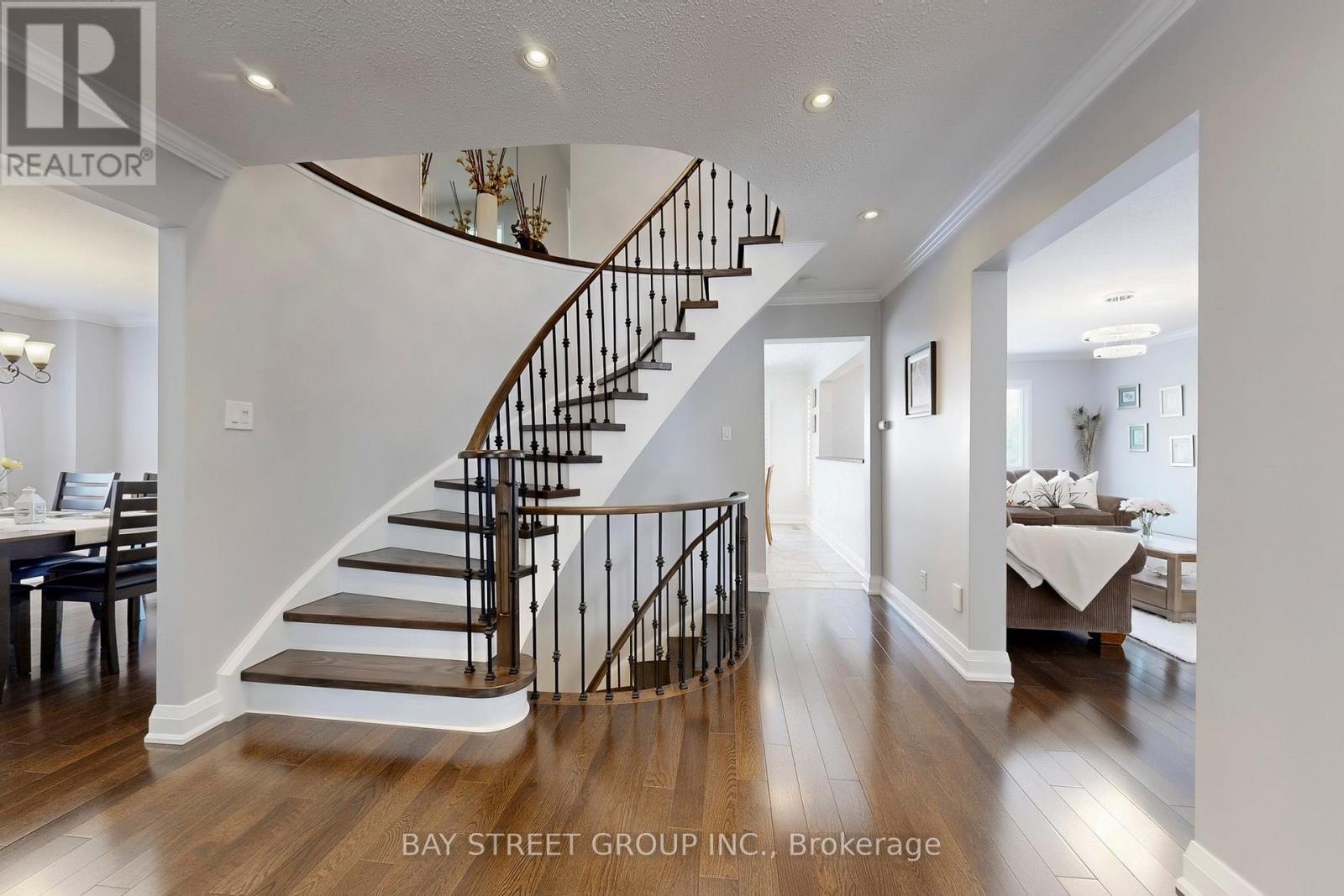 535 MALVERN CRESCENT