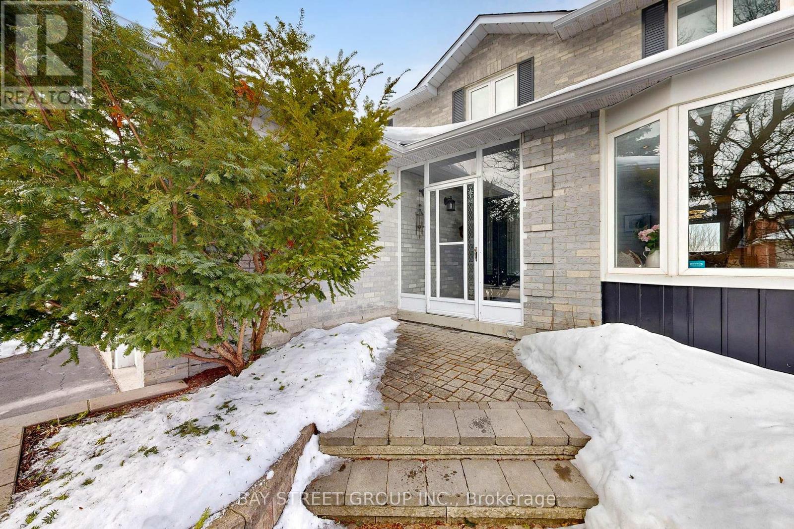 535 MALVERN CRESCENT