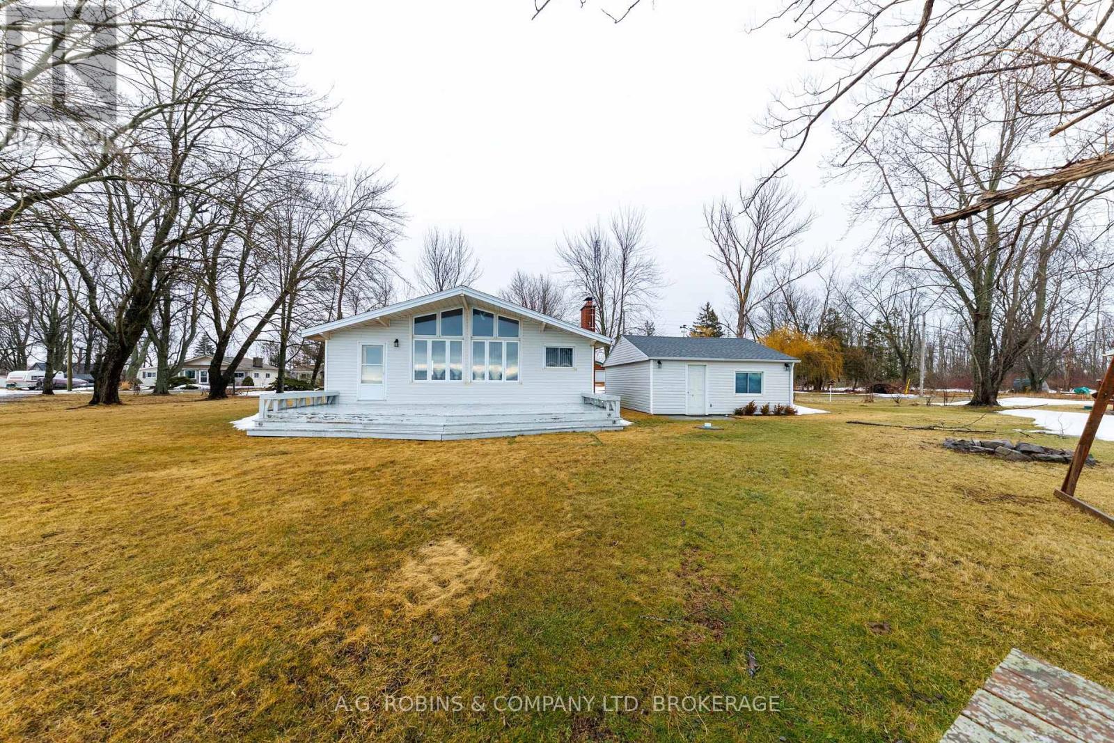 Photo 1 of 28 — 13 ERIE HEIGHTS LINE, Haldimand (Dunnville), ON N0A1K0