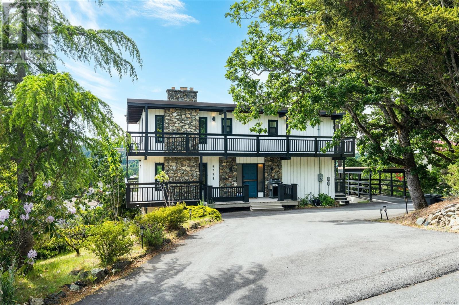 4728 Treetop Hts