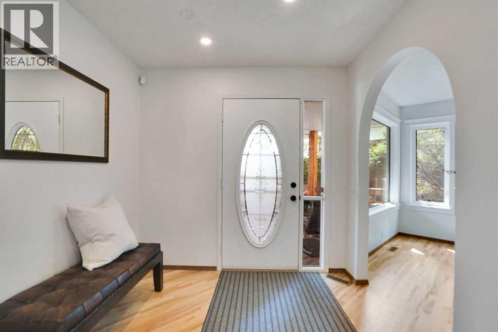 62 Macewan Park View NW