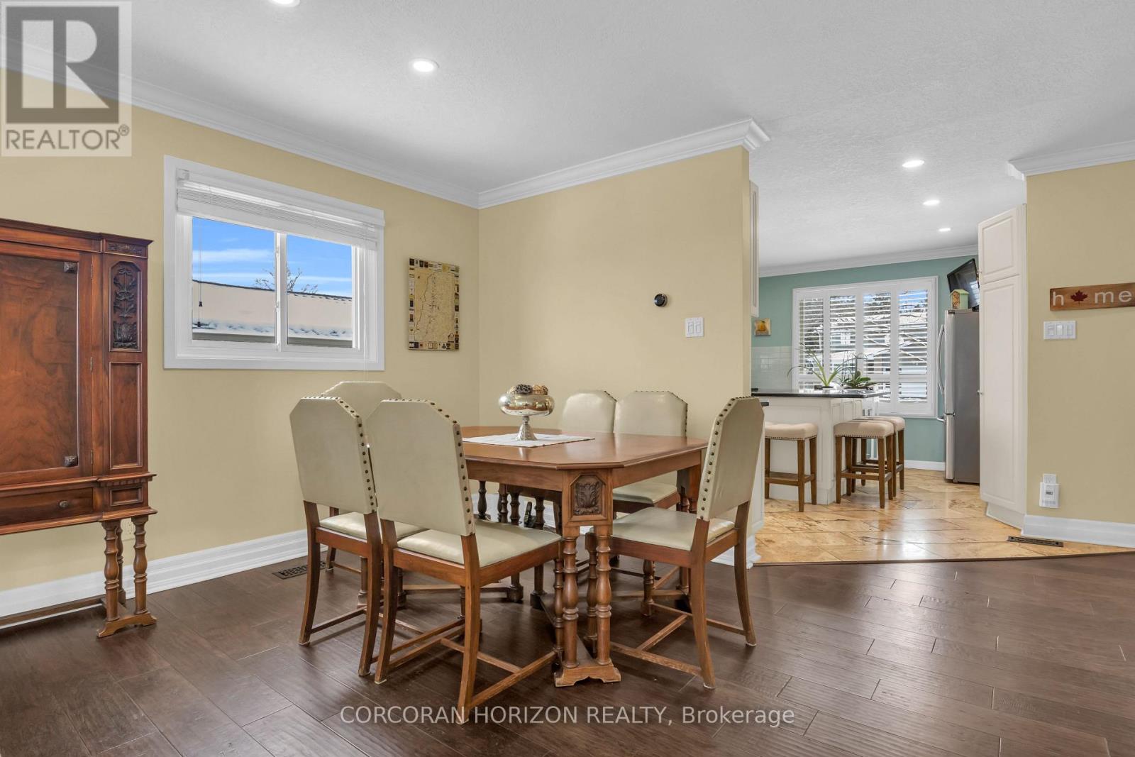 197 AUTUMN HILL CRESCENT