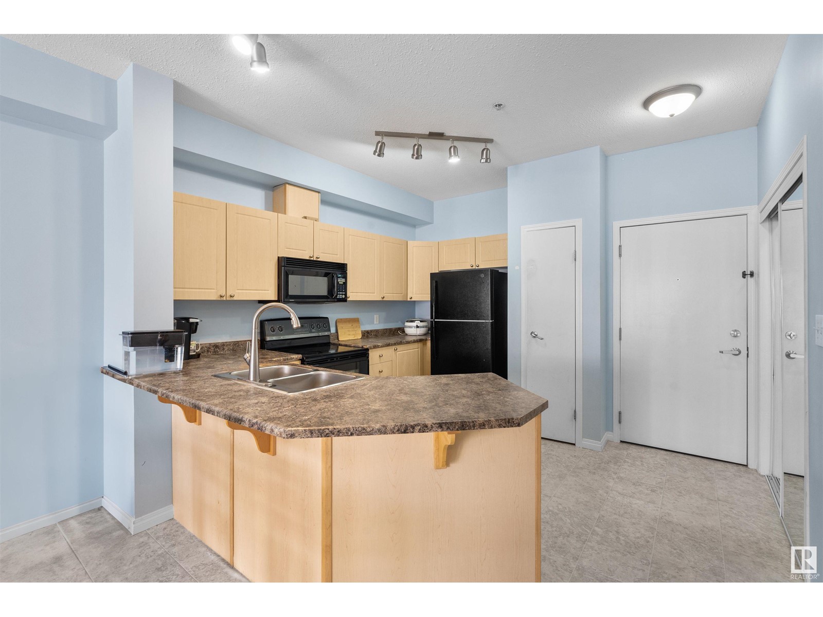 #225 4304 139 AV NW