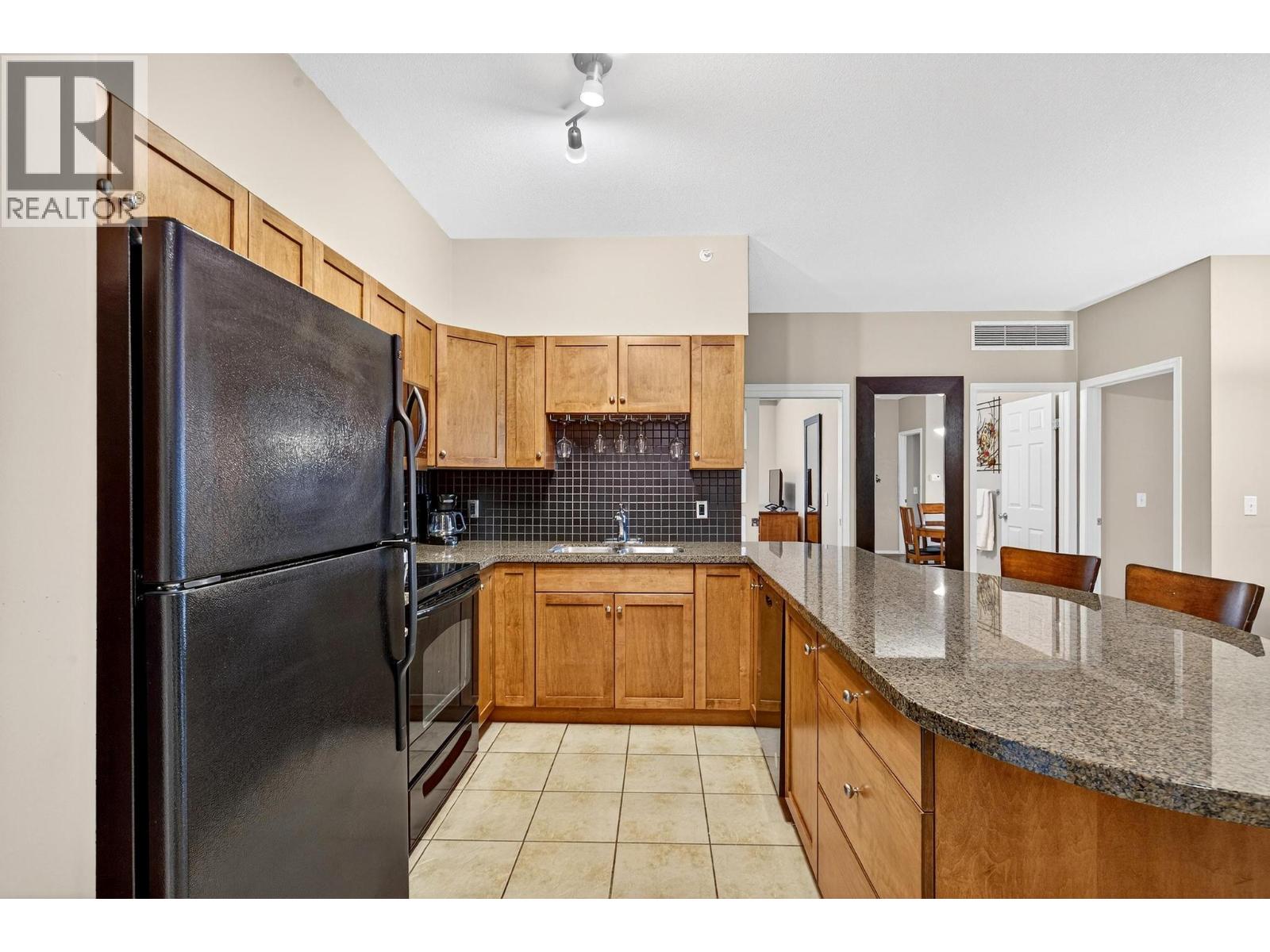 1875 Country Club Drive Unit# 1402