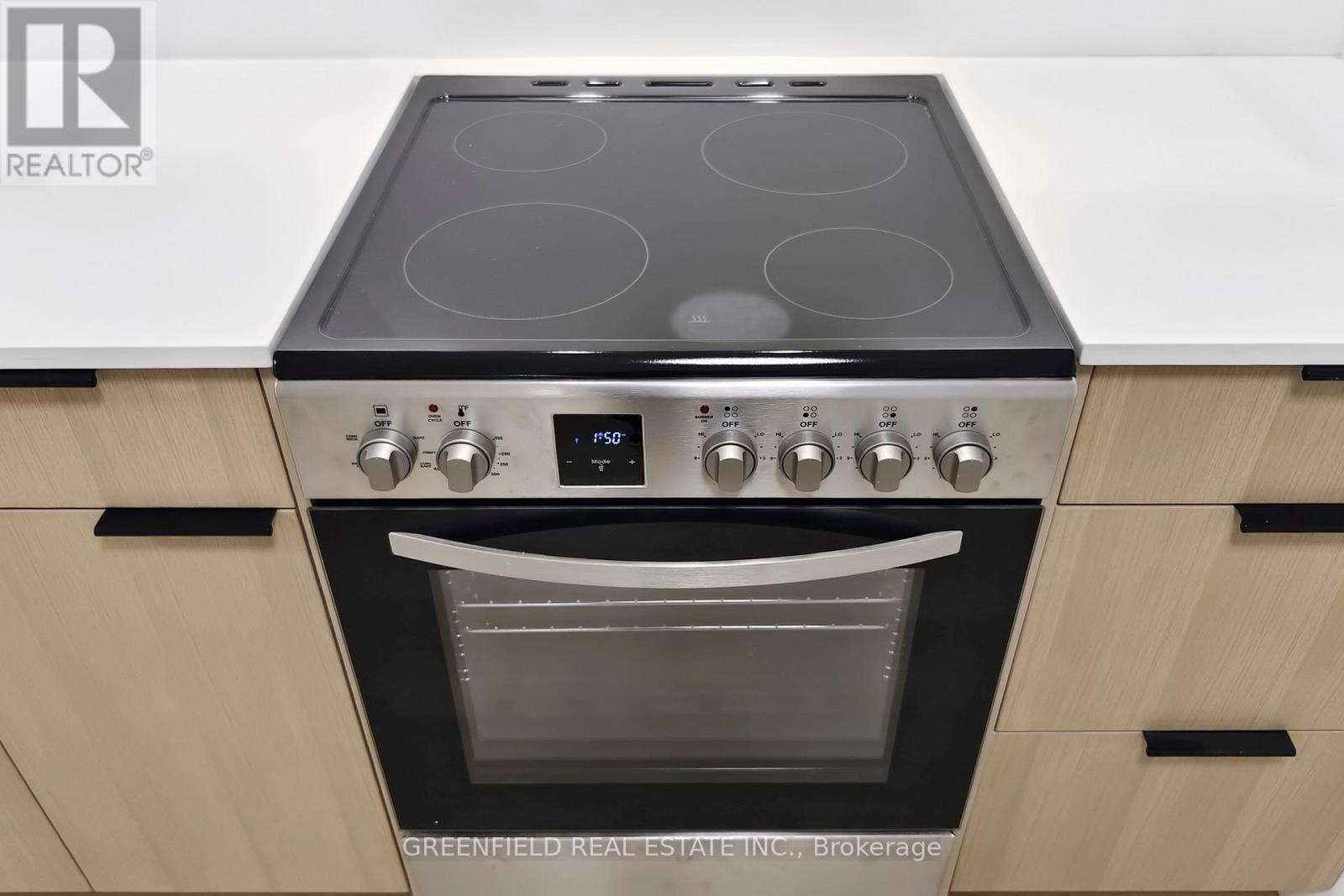 LOWER UNIT - 168 PEARSON AVENUE