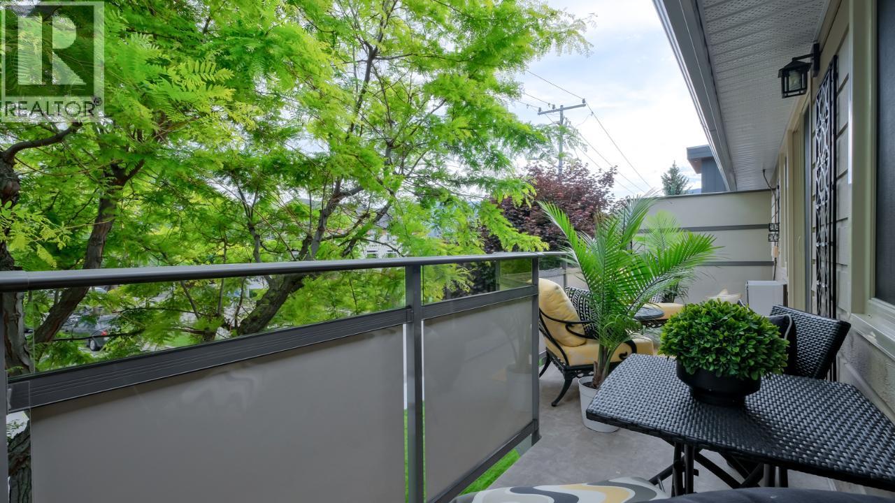 335 CHURCHILL Avenue Unit# 205