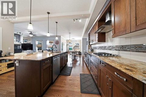 247 Kingston Way SE Airdrie AB T4A0K4