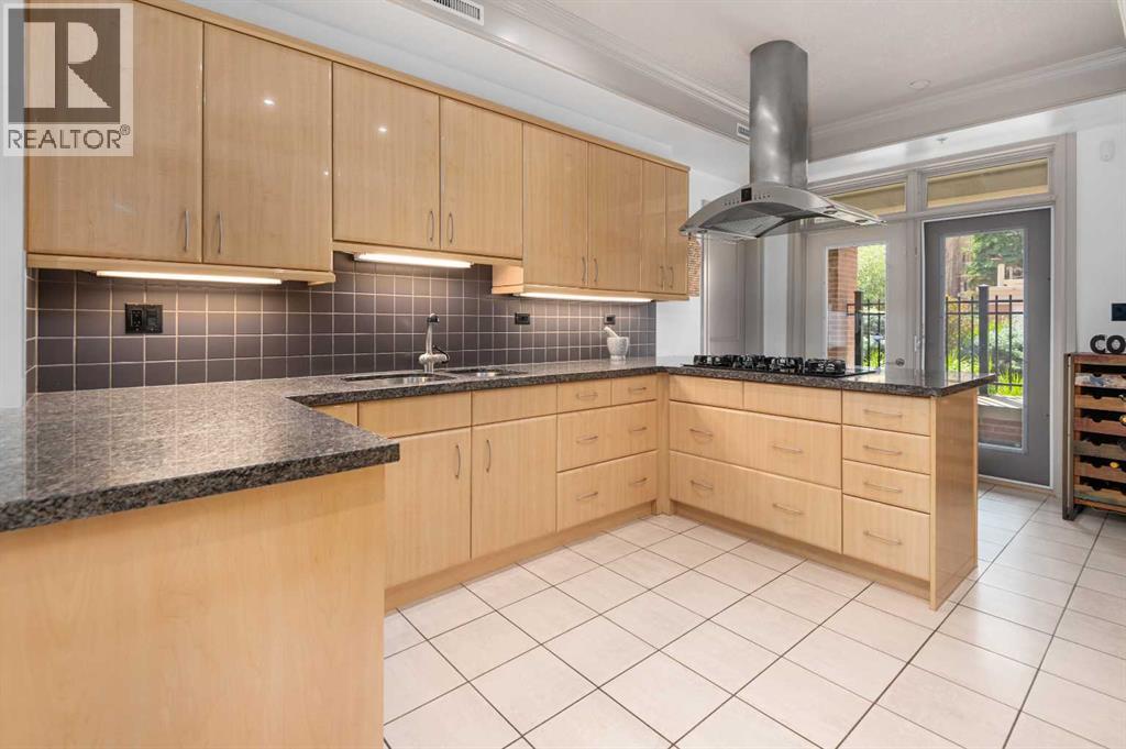 105, 670 PRINCETON Way SW