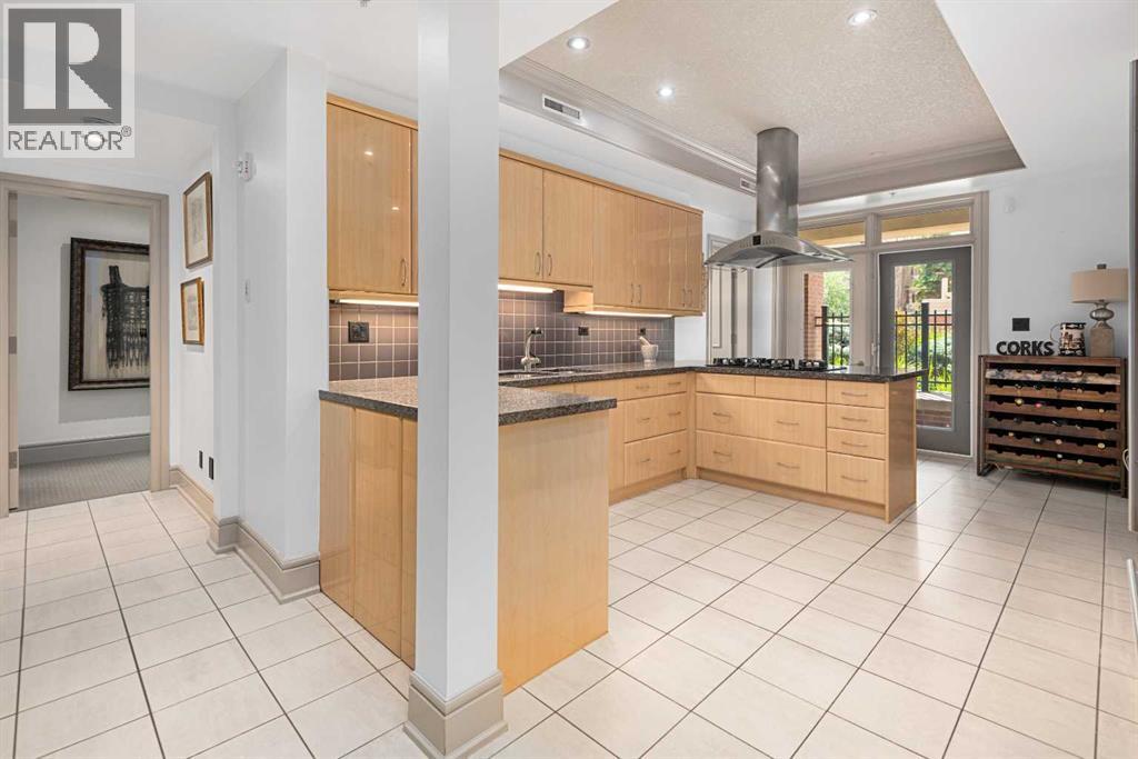 105, 670 PRINCETON Way SW