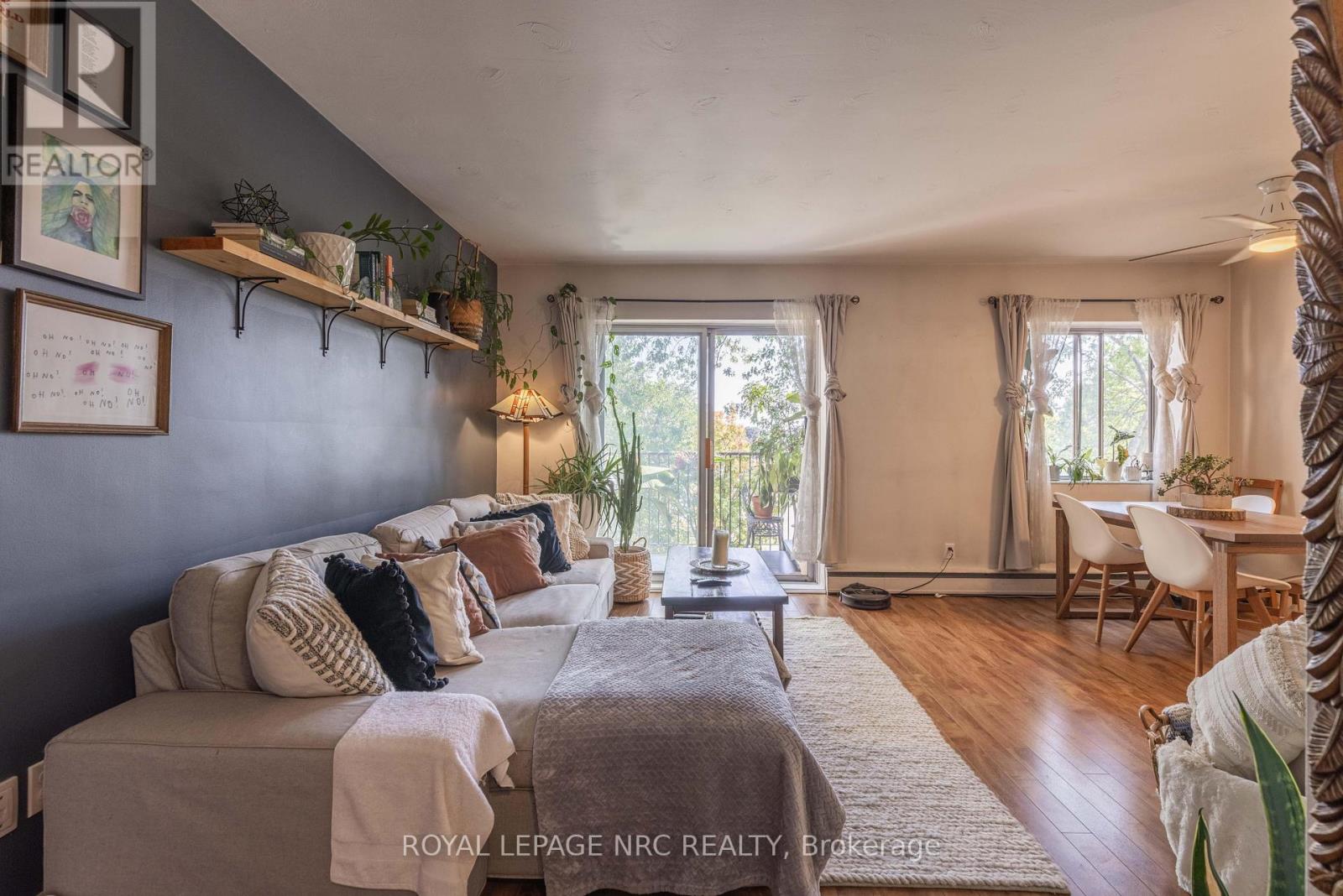 34 - 456 CARLTON STREET