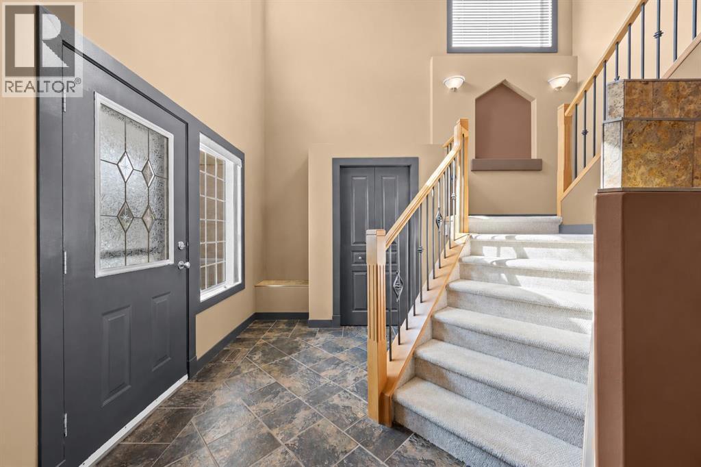 139 Tuscany Ridge Close NW