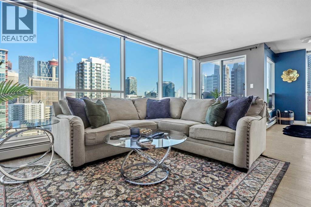 1602, 188 15 Avenue SW