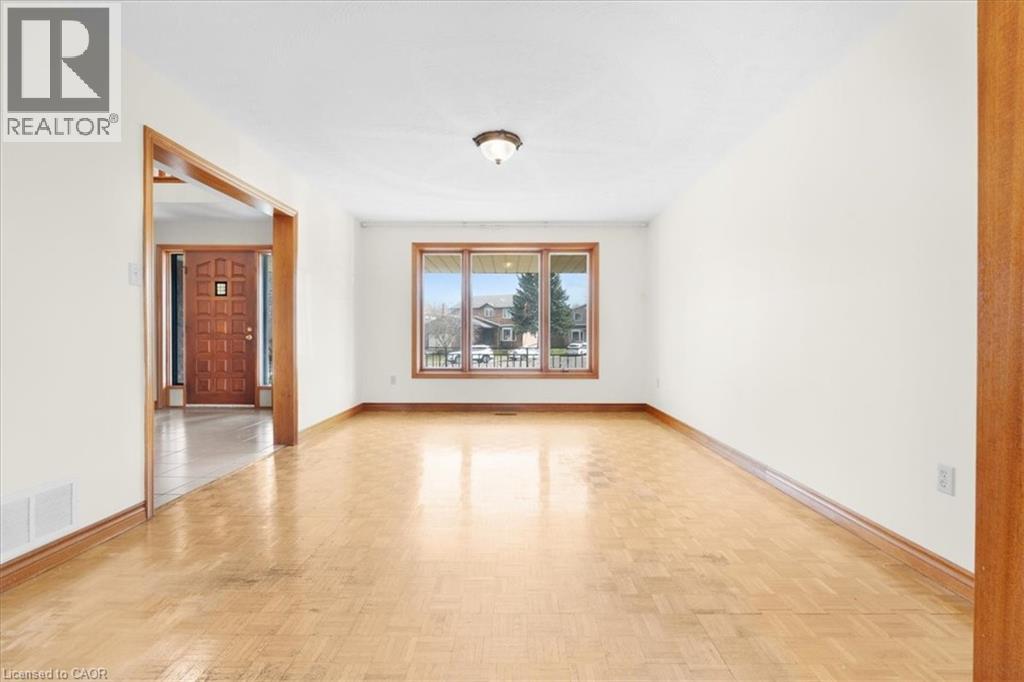 18 MARCEL Place